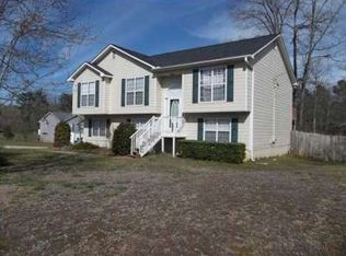 5408 Red Field Way, Flowery Branch, GA 30542