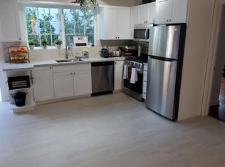 4431 1/2 Louise Ave, Encino, CA 91316