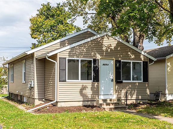 4th image of 4251 Farnham Ave