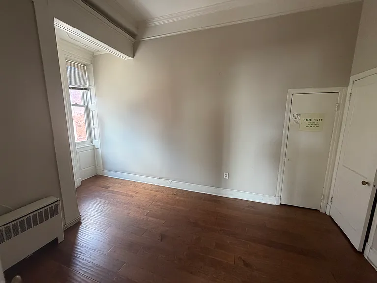 719 Washington Pl #2 — Photo 23