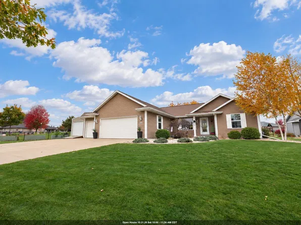 W6296 Elpaso Dr, Greenville, WI 54942