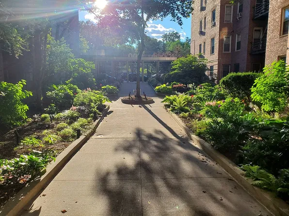 800 Grand Concourse Unit 2S-N, Bronx, NY 10451