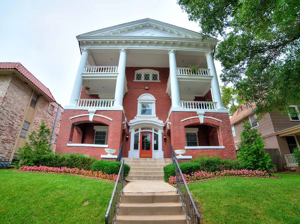 4154 McGee St APT 2S, Kansas City, MO 64111