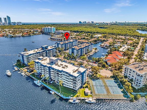 2nd image of 16570 NE 26th Ave APT 3A