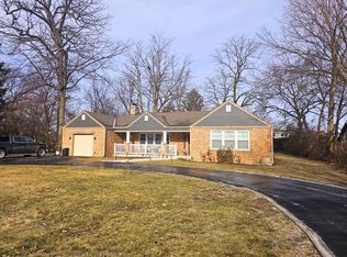 17W050 Deerpath Rd, Bensenville, IL 60106