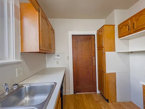 464 Shasta Dr — Photo 14