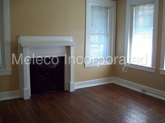 3rd image of 224 Mosby Ave