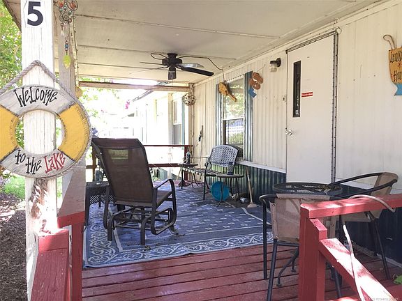 5th image of 19900 SE 72nd St