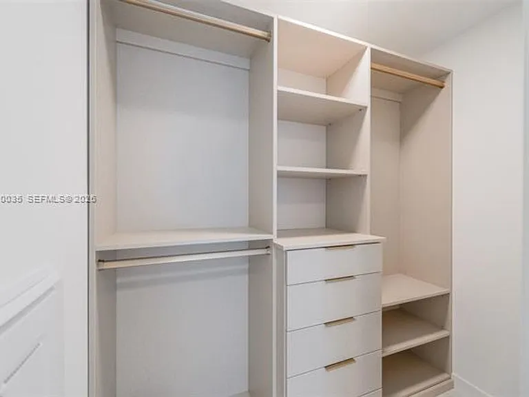 77 SE 5th St #2603 — Photo 32