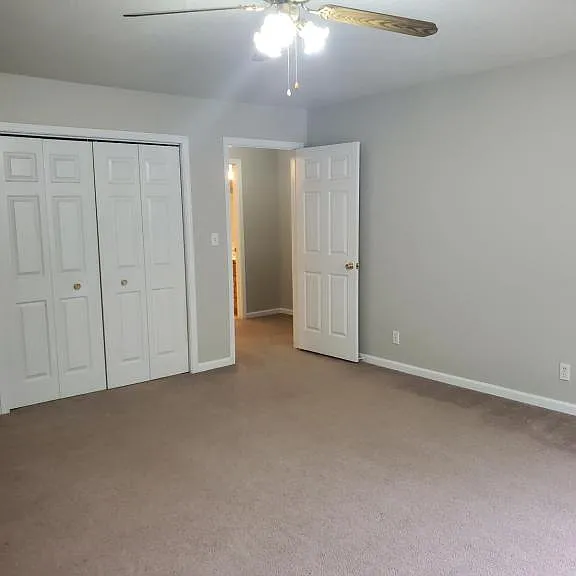 233 Elm St — Photo 13
