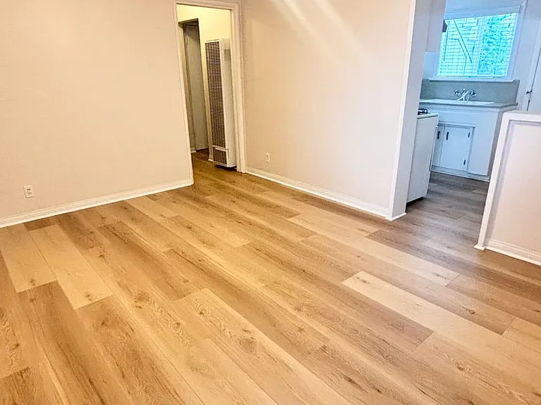 215 Avenida Granada — Photo 7