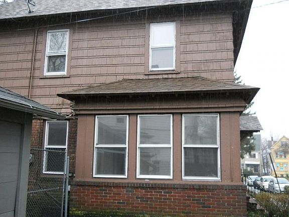 2nd image of 10-16 Linden Ave