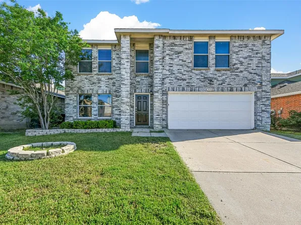 5332 New Castleton Ln, Fort Worth, TX 76135