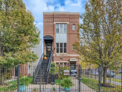 825 S Kedzie Ave #2, Chicago, IL, 60612