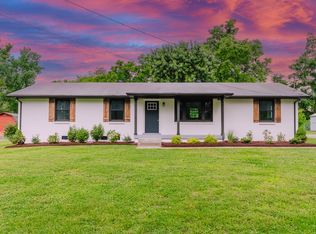 108 Shadydale Dr, Hendersonville, TN 37075