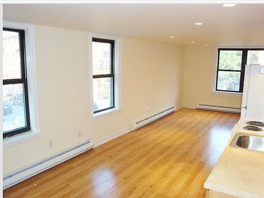Rented by Carroll Gardens Realty | media 14