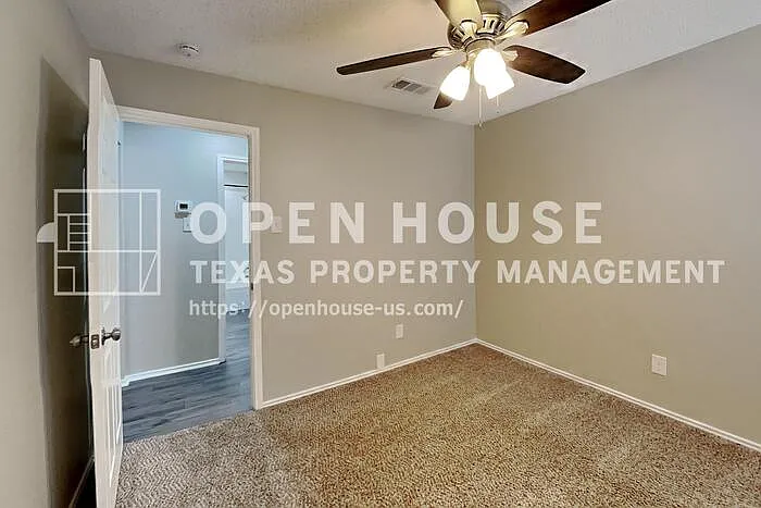 5507 Misty Crest Dr — Photo 13