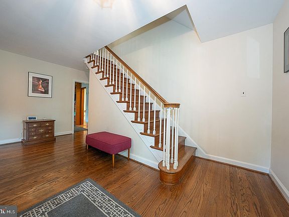 4th image of 536 Conestoga Rd