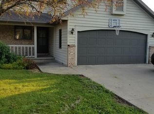 2007 W Jonathon Dr, Appleton, WI 54914