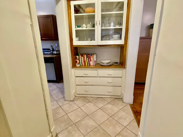 Built in hutch between dining room and kitchen