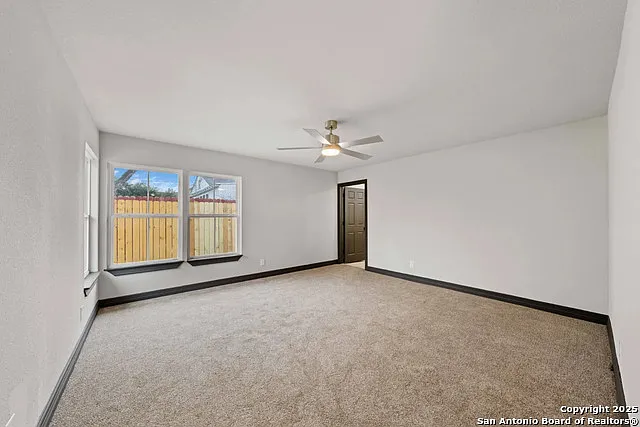2643 W Gramercy Pl — Photo 15