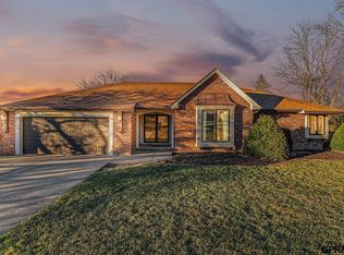 22122 Riverside Dr, Elkhorn, NE 68022