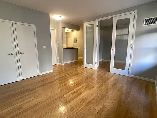 Rented by Tourma Realty LLC | media 18