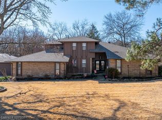 10728 Hunters Point Rd, Fort Smith, AR 72903