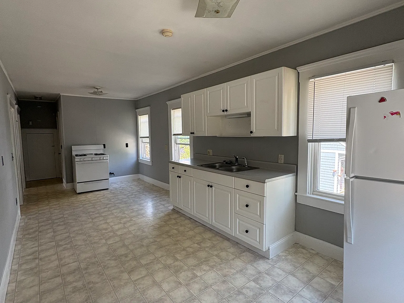 1 bed, 816 sqft, $1,800 — Photo 4