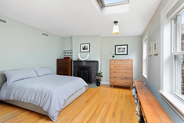 Sold by Compass | media 11