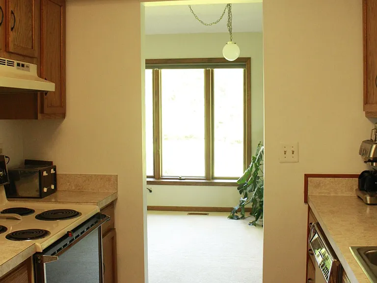 473 Fairwood Rd — Photo 12