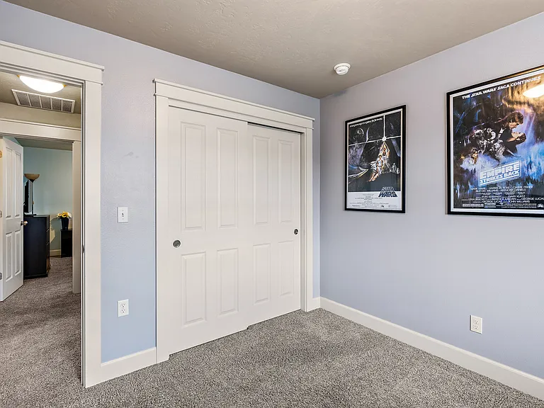 2733 E Decameron Ln — Photo 25