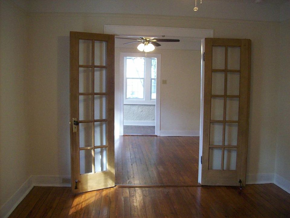 1st image of 2507 Valmont St