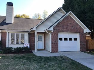 19 Hillington Pl, Greer, SC 29651