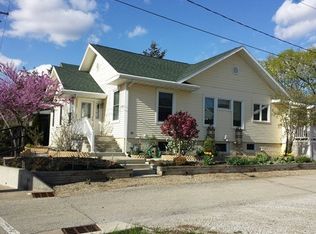 1120 St Vincents Ave, La Salle, IL 61301