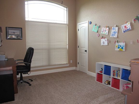 3rd image of 3818 Hill Country Dr