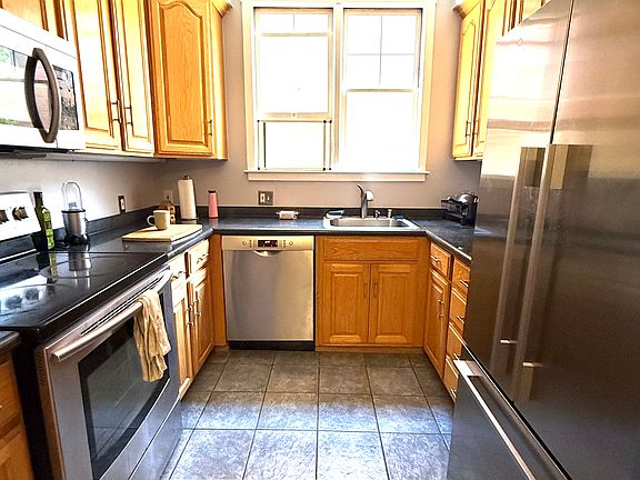 4th image of 100 Parker Ave Unit 103
