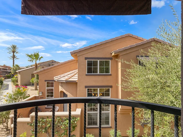 52230 Desert Spoon Ct — Photo 37