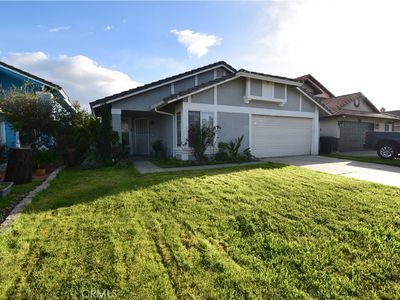 531 Camino Los Gallos, Perris, CA, 92571