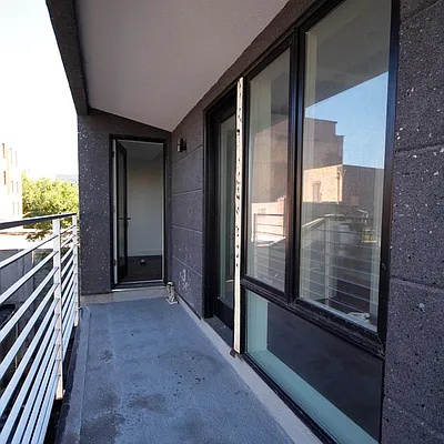 Rented by Nooklyn NYC LLC | media 17