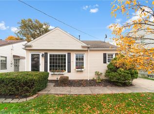 1161 Elmwood Rd, Mayfield Heights, OH 44124