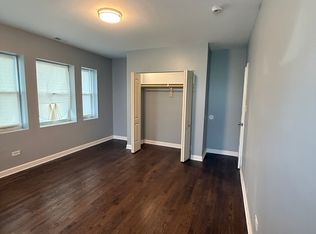 2247 E 85th St #1W, Chicago, IL 60617