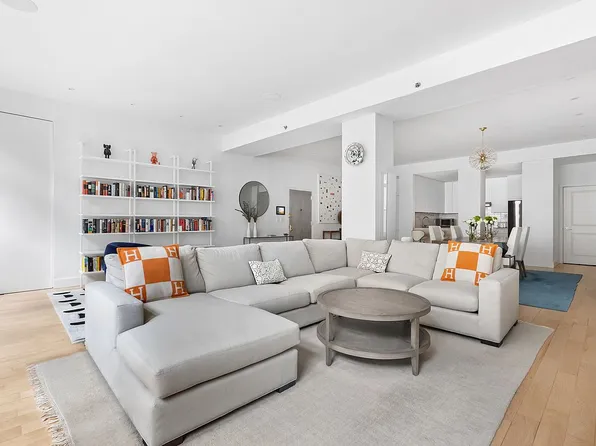 14 E 33rd St Suite 10N, New York, NY 10016