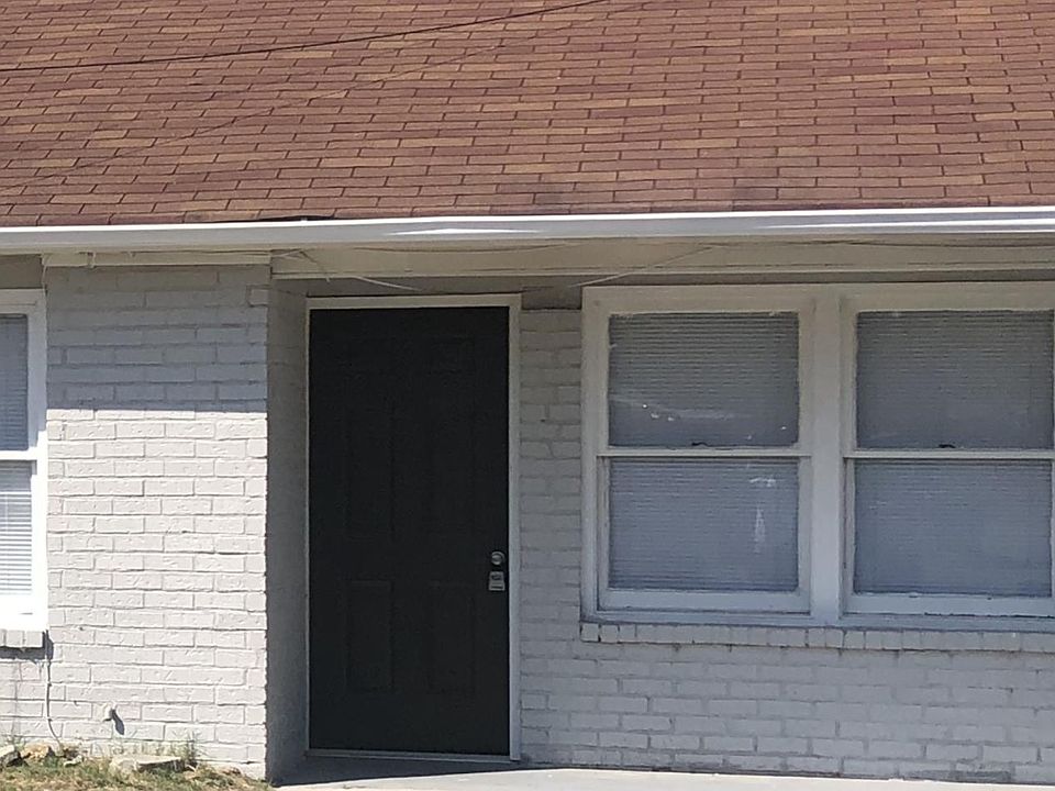 1st image of 1643 Pinedale Cir NW #1645