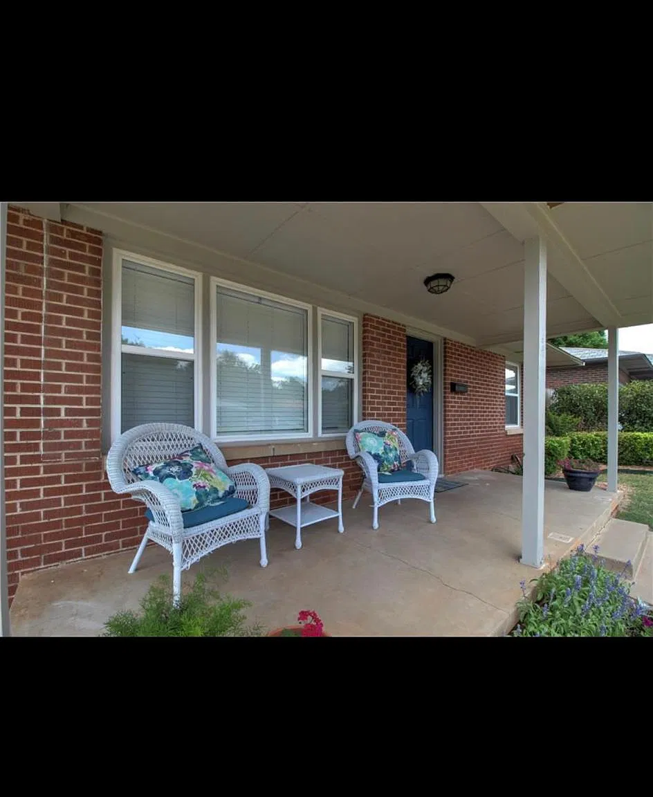 3 bed, 1170 sqft, $1,550 — Photo 2