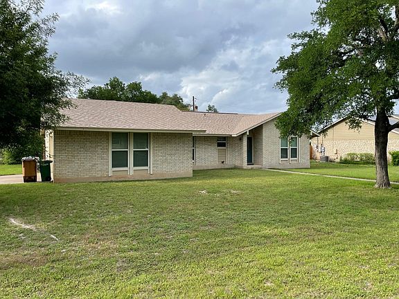 2nd image of 8704 Black Oak St