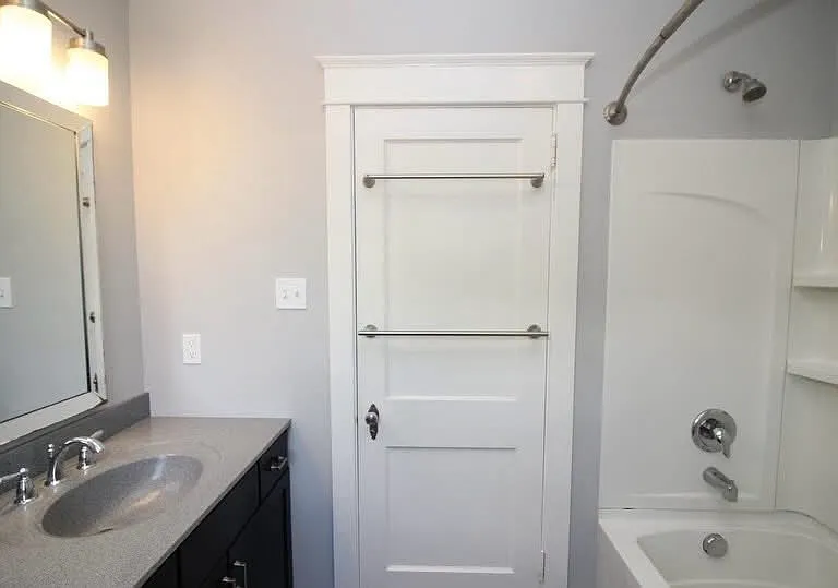 Full Bath