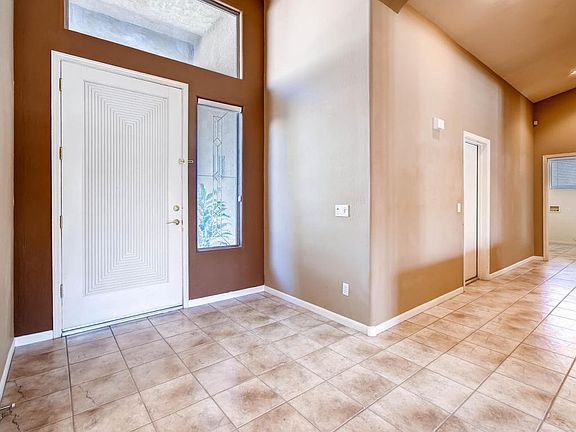 4th image of 6409 E Gelding Dr