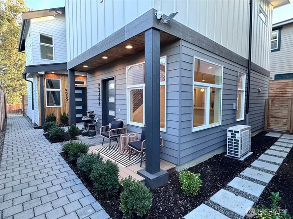 9230 B 22nd Avenue SW #C, Seattle, WA 98106