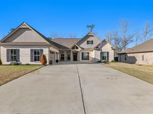 1716 SE Meadowbrook Dr, Cullman, AL 35055